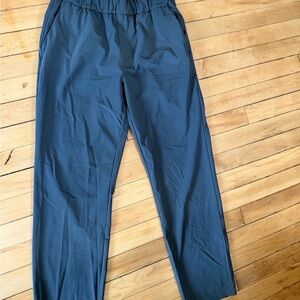 Vuori Men's Deep Blue Joggers
